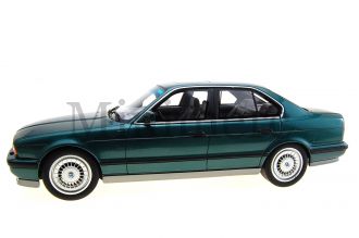 BMW M5 E34 Scale Model