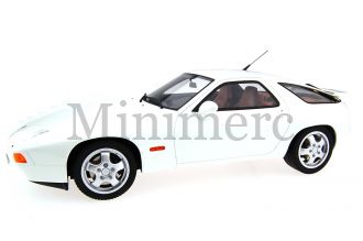 Porsche 928 GTS Scale Model