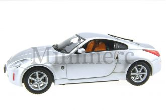Nissan Z Coupe Scale Model