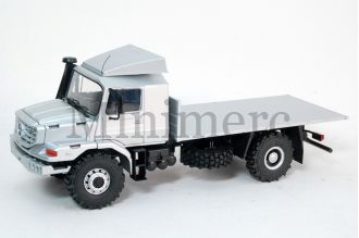 Zetros 4X4 with flat bed Scale Model