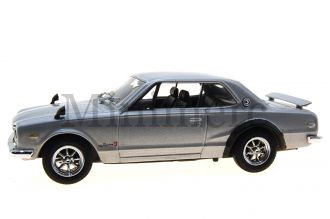 Nissan Skyline 2000 GT-R Scale Model