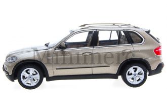 BMW X5 4.8i Scale Model