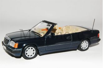 300 CE-24 CABRIOLET Scale Model
