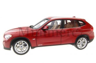 BMW X1 Scale Model