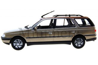 Peugeot 405 Break Scale Model