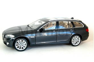 BMW 550i Touring Scale Model