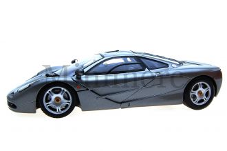 McLaren F1 GTR Road Car Scale Model