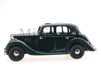 MG Saloon Type 'YA' Scale Model