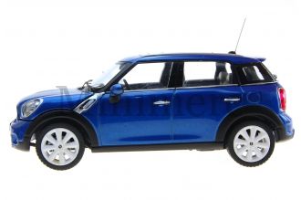 Mini Cooper S Countryman Scale Model