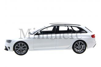 Audi RS4 Avant Scale Model
