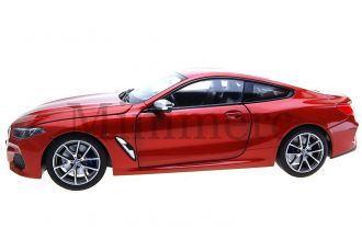 BMW M850i Scale Model