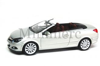 Opel Astra Twintop Scale Model