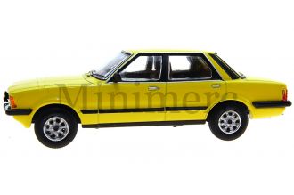 Ford Cortina MK 5 2.0 GLS Scale Model