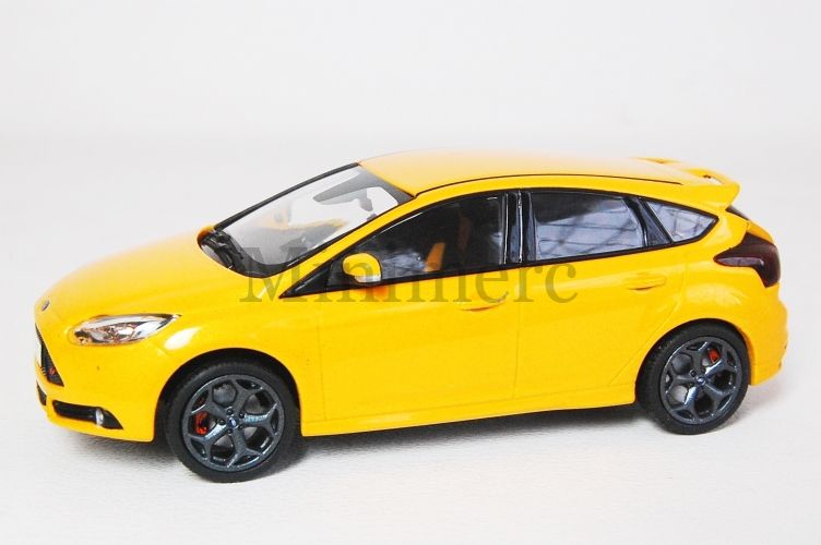 143 Ford Focus ST Scale Model Minimerc