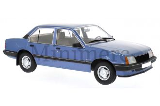 Vauxhall Cavalier Scale Model