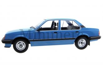 Vauxhall Cavalier Scale Model