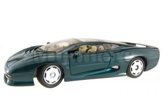 Jaguar XJ220 Scale Model