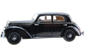 Mercedes Benz 220 S Limousine W187 Scale Model