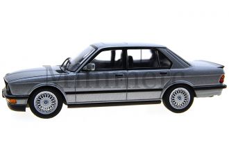 BMW M5 (E28) Scale Model