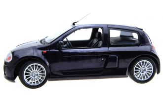 Renault Sport Clio V6 Scale Model