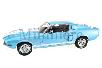 Shelby Mustang GT 500 Scale Model
