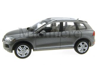 Volkswagen Touareg Scale Model