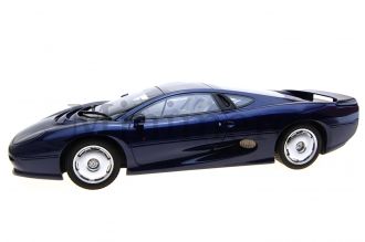 Jaguar XJ220 Scale Model