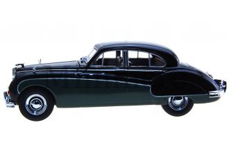 Jaguar MK IX Scale Model