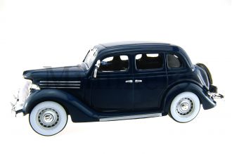 Ford V8 Scale Model