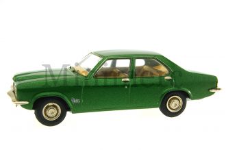 Vauxhall Victor FE 2300 DL Saloon Scale Model