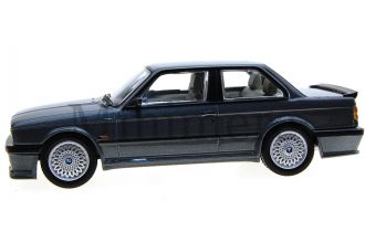 BMW (E30) Coupe 325i Sport (M-Tech 1) Scale Model