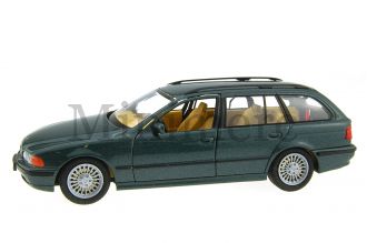 BMW 5er Touring Scale Model