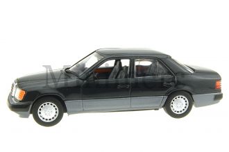 Mercedes 260 E Scale Model