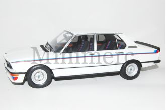 BMW E12 M535i Scale Model