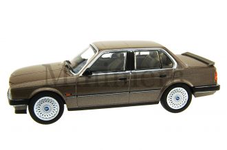 BMW (E30) 325i Saloon Scale Model