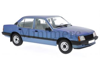 Vauxhall Cavalier Scale Model