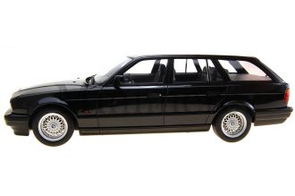 BMW 5 Series (E34) Touring Scale Model